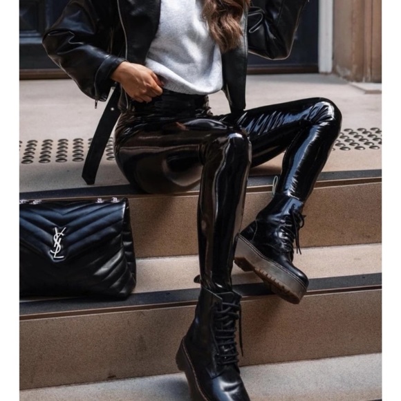 Commando Pants - NEW Commando Faux Patent Leather Perfect Control Leggings in Large
